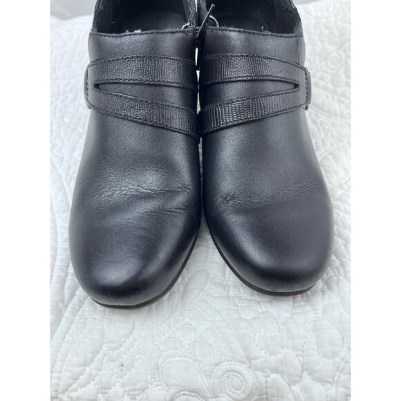 Clarks Bendables Women's Size 9.5M Black Slip On Leather Heels Comfort - Picture 11 of 11